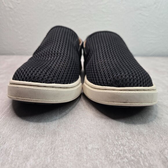 Olukai Sneakers Womens Size 8.5 Black Mesh Slip On Minimalist Comfort Shoes - Picture 3 of 10